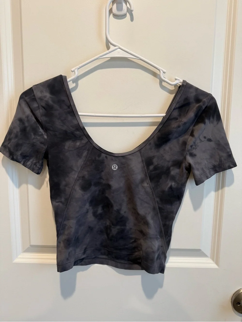 lululemon athletica lightweight cropped